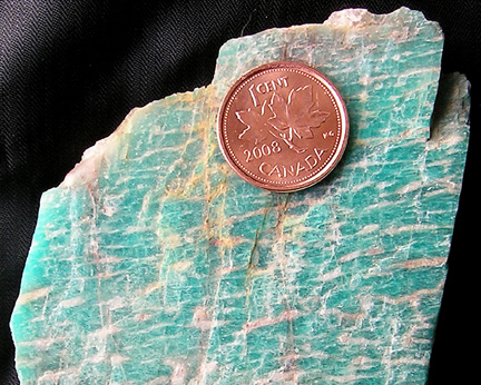Amazonite close-up [103 kb]