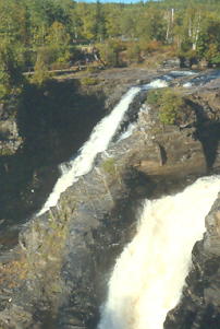 Kakabeka Falls [60 kb]